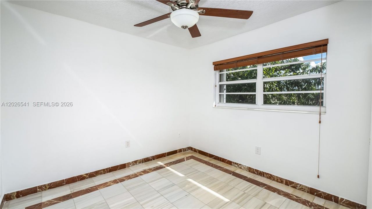 4390 W 12th Ln , Unit 18B, Hialeah, FL 33012 Photo