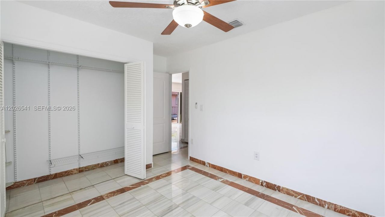 4390 W 12th Ln , Unit 18B, Hialeah, FL 33012 Photo