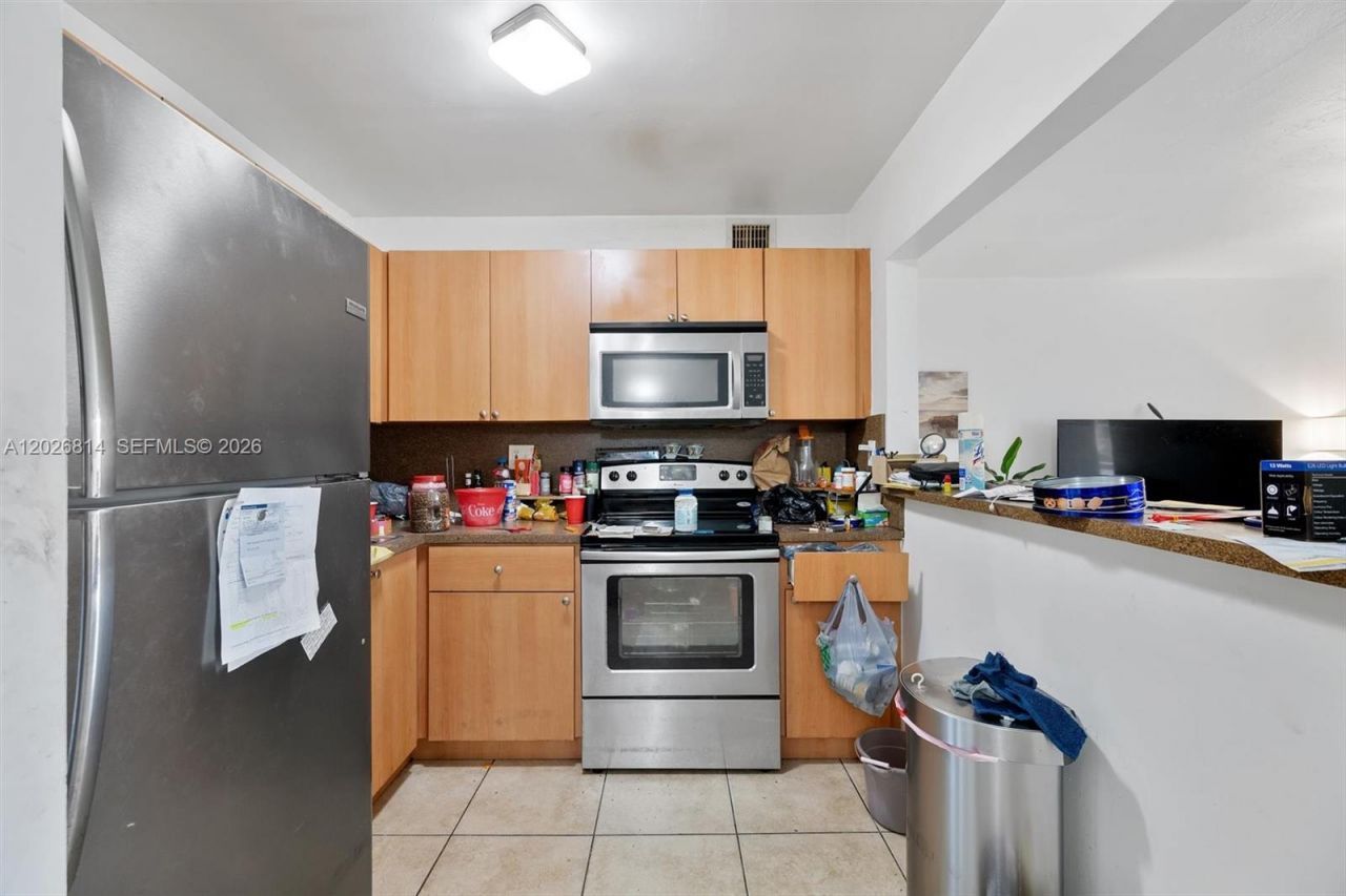 9445 SW 76th St , Unit U4, Miami, FL 33173 Photo