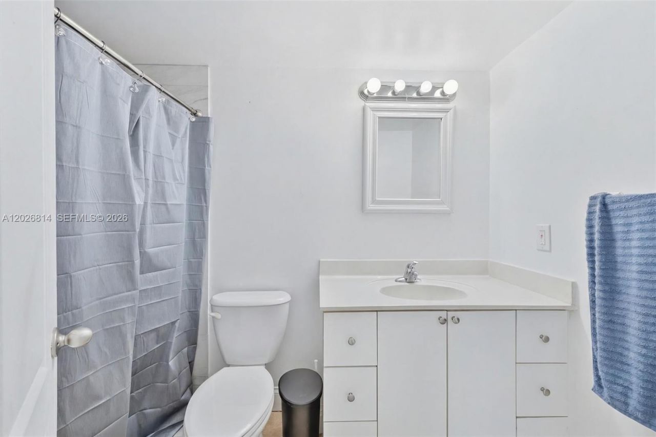 9445 SW 76th St, Unit U4, Miami, FL 33173 Photo