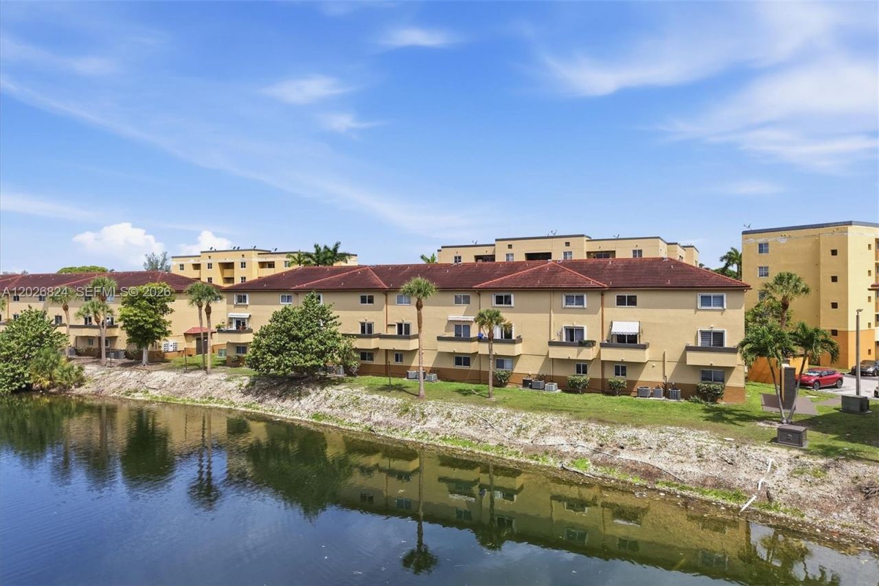 8240 SW 149th Ct , Unit 7-201, Miami, FL 33193 Photo