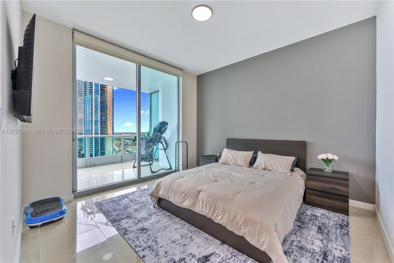 900 Biscayne Blvd , Unit 3109, Miami, FL 33132 Photo