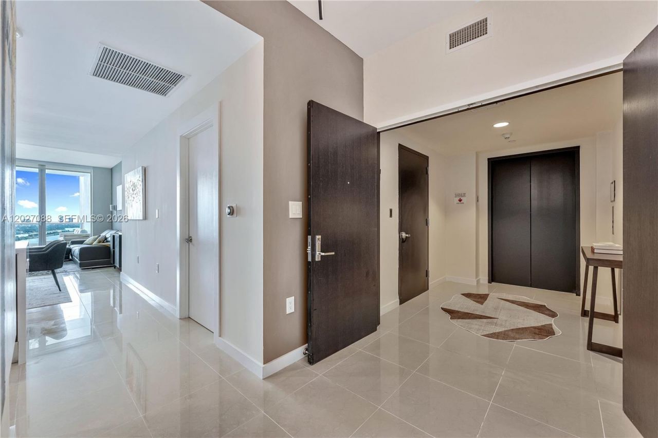 900 Biscayne Blvd , Unit 3109, Miami, FL 33132 Photo