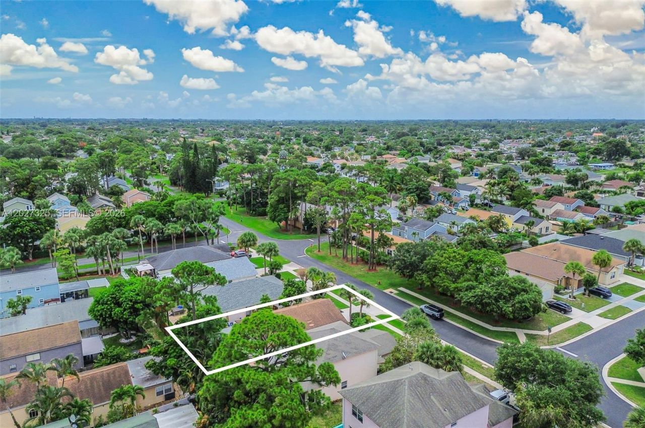 6188 Azalea Cir , West Palm Beach, FL 33415 Photo