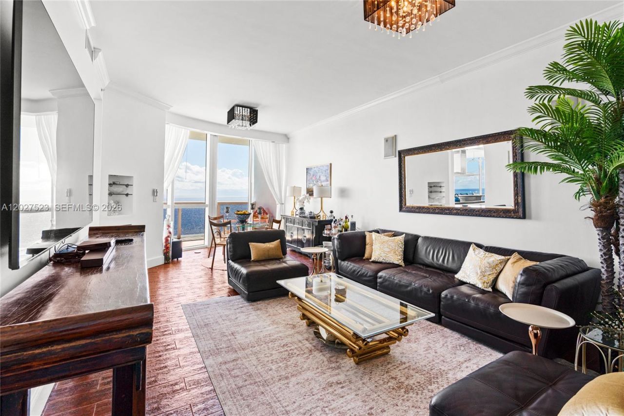 18201 Collins Ave , Unit 4209, Sunny Isles Beach, FL 33160 Photo