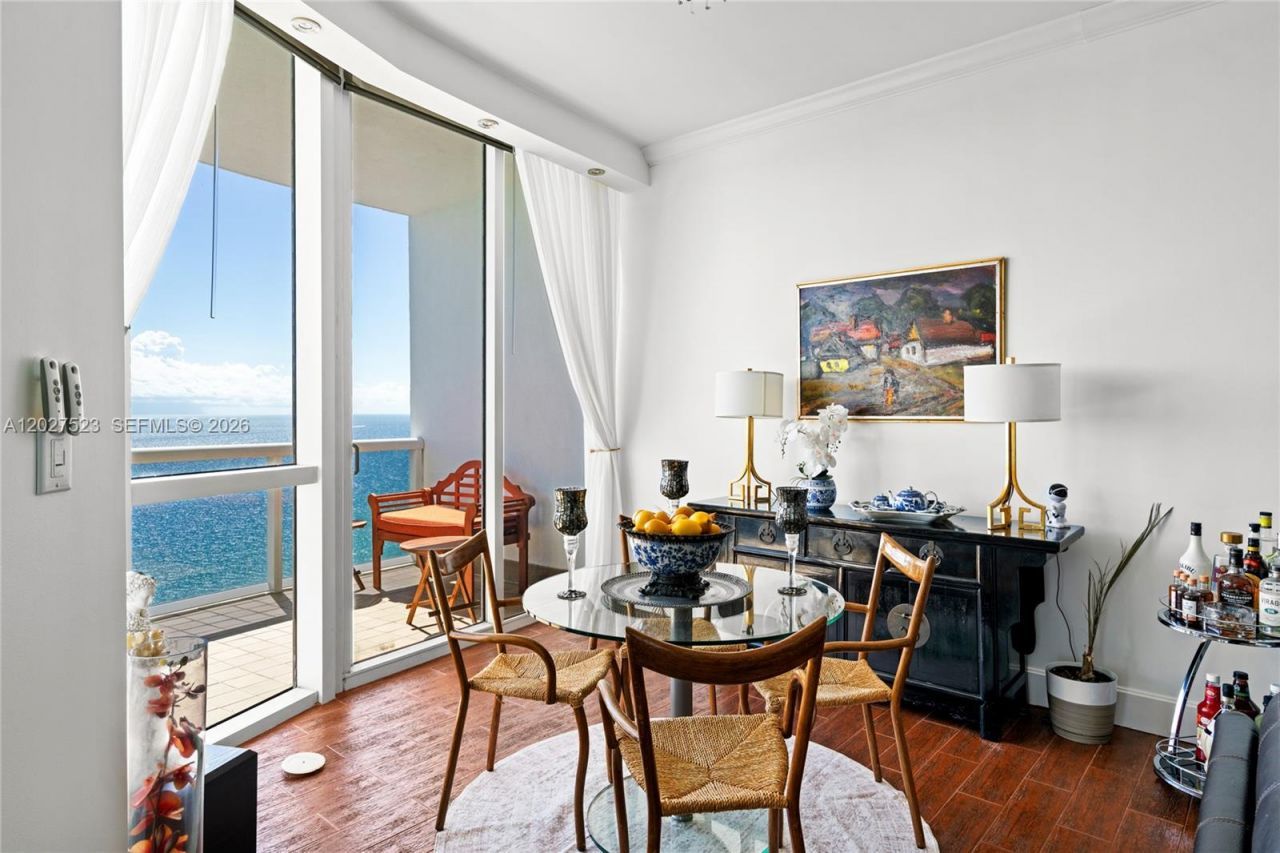 18201 Collins Ave , Unit 4209, Sunny Isles Beach, FL 33160 Photo