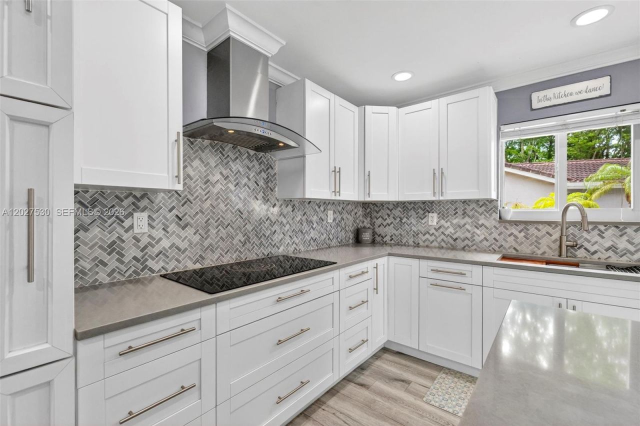 1860 NW 107th Ter , Coral Springs, FL 33071 Photo