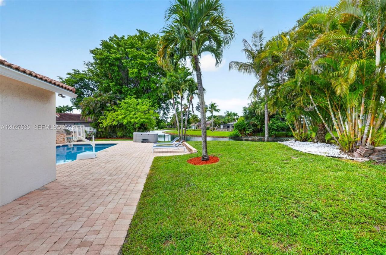 1860 NW 107th Ter , Coral Springs, FL 33071 Photo