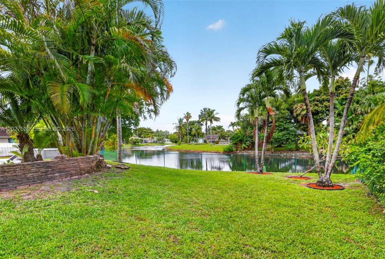1860 NW 107th Ter , Coral Springs, FL 33071 Photo