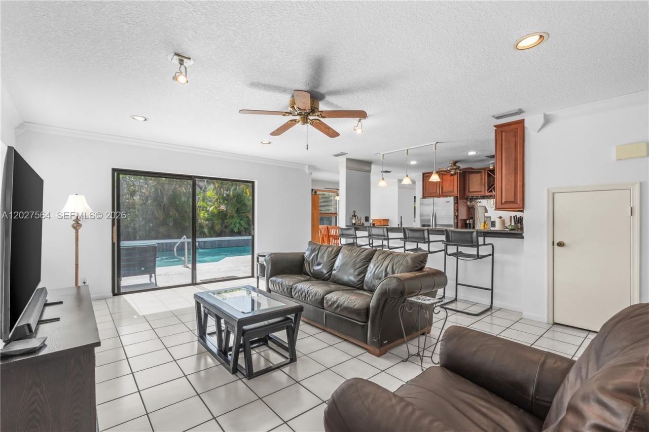 4958 NW 49th Ave , Coconut Creek, FL 33073 Photo
