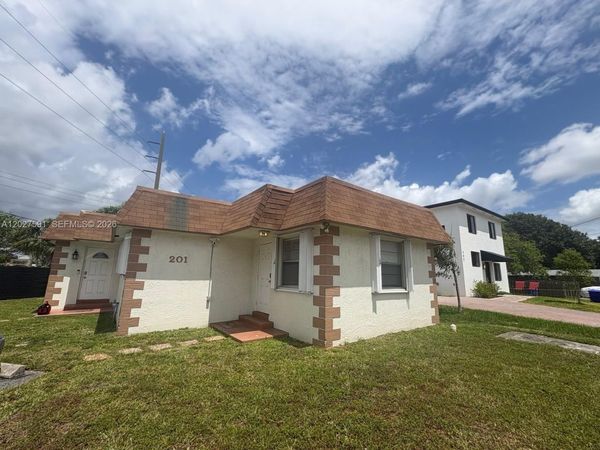 201 Columbus Pkwy, Unit A, Hollywood, FL 33021