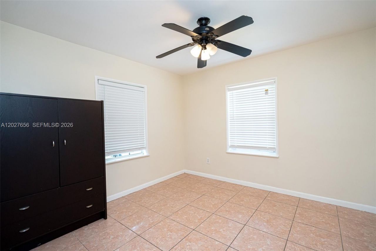 5613 Pierce St , Unit 2, Hollywood, FL 33021 Photo