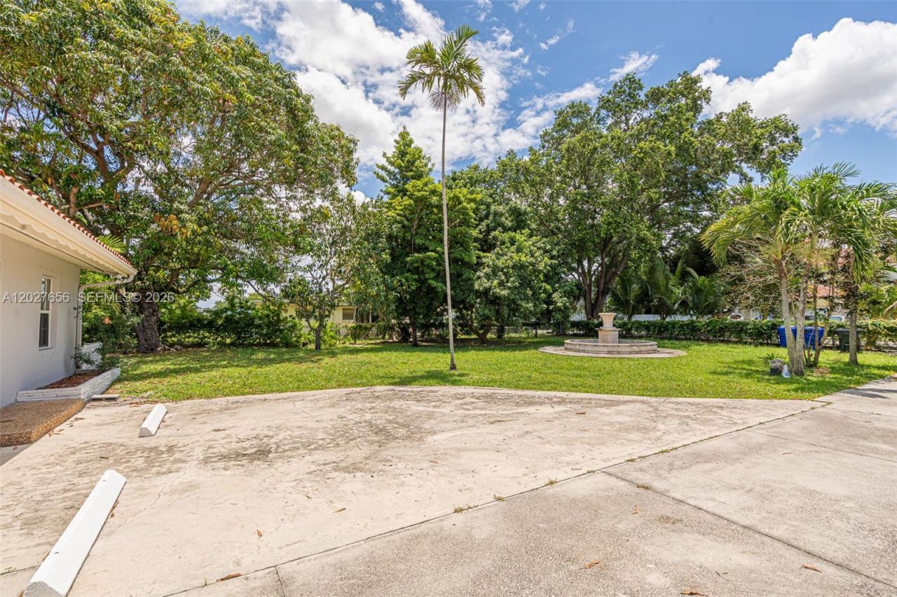 5613 Pierce St , Unit 2, Hollywood, FL 33021 Photo