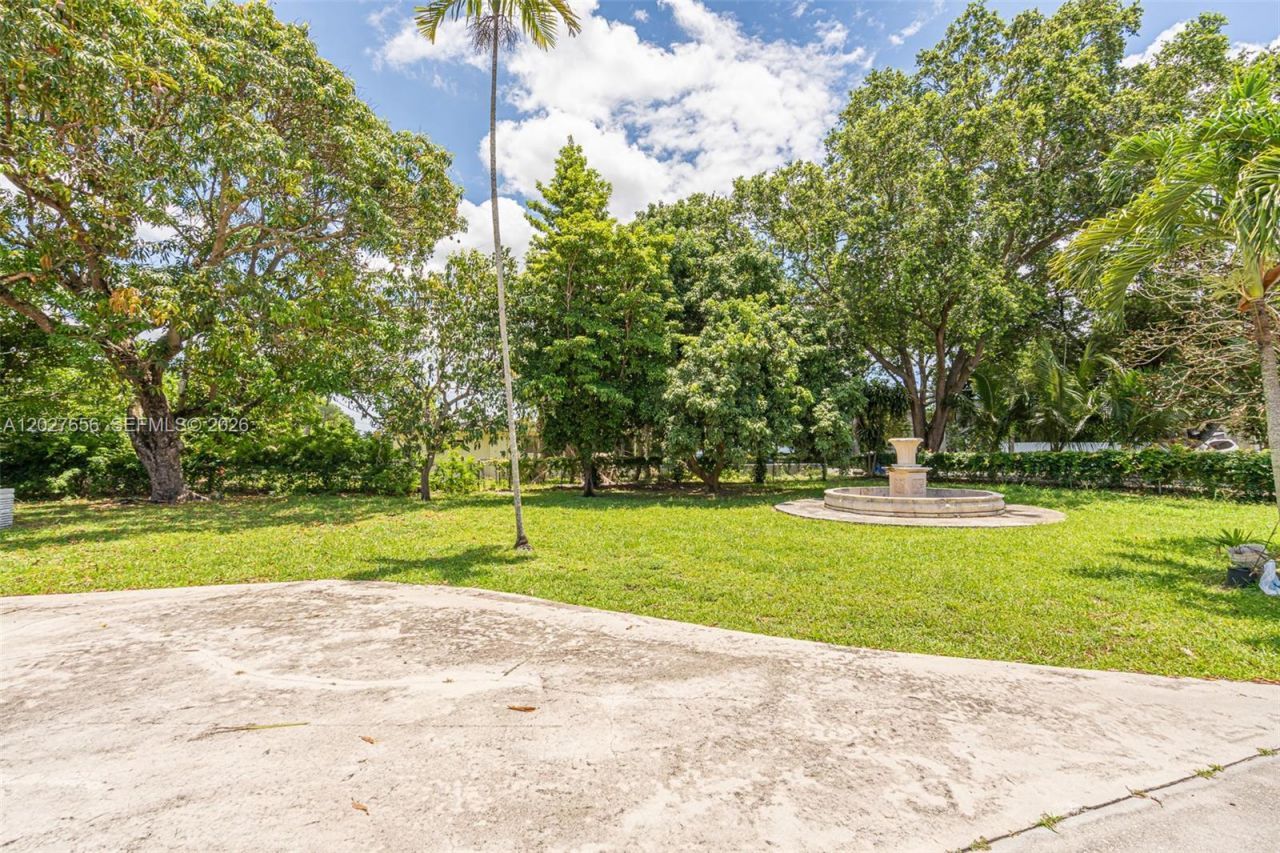5613 Pierce St , Unit 2, Hollywood, FL 33021 Photo