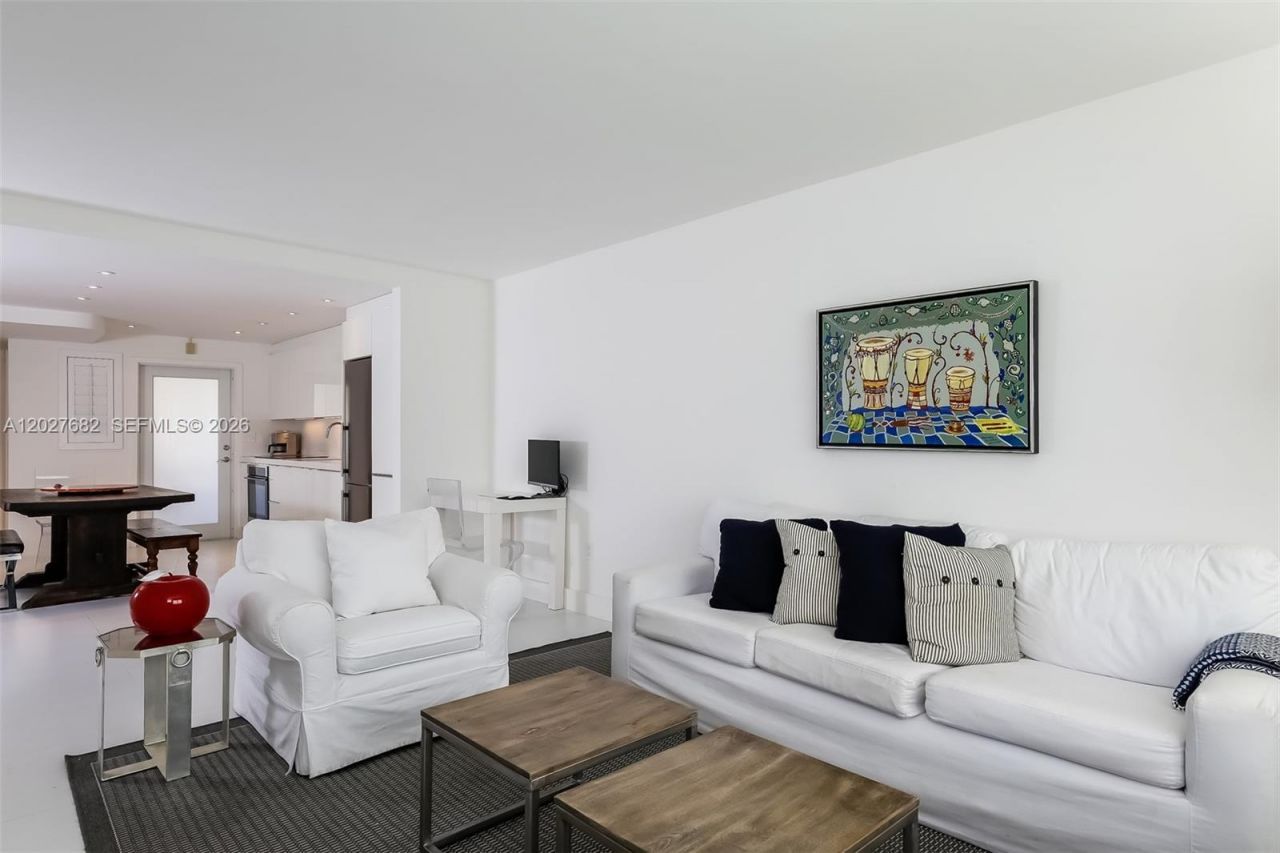 200 Galen Dr , Unit 104, Key Biscayne, FL 33149 Photo