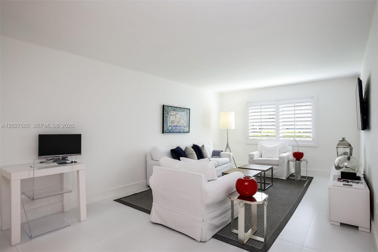 200 Galen Dr , Unit 104, Key Biscayne, FL 33149 Photo