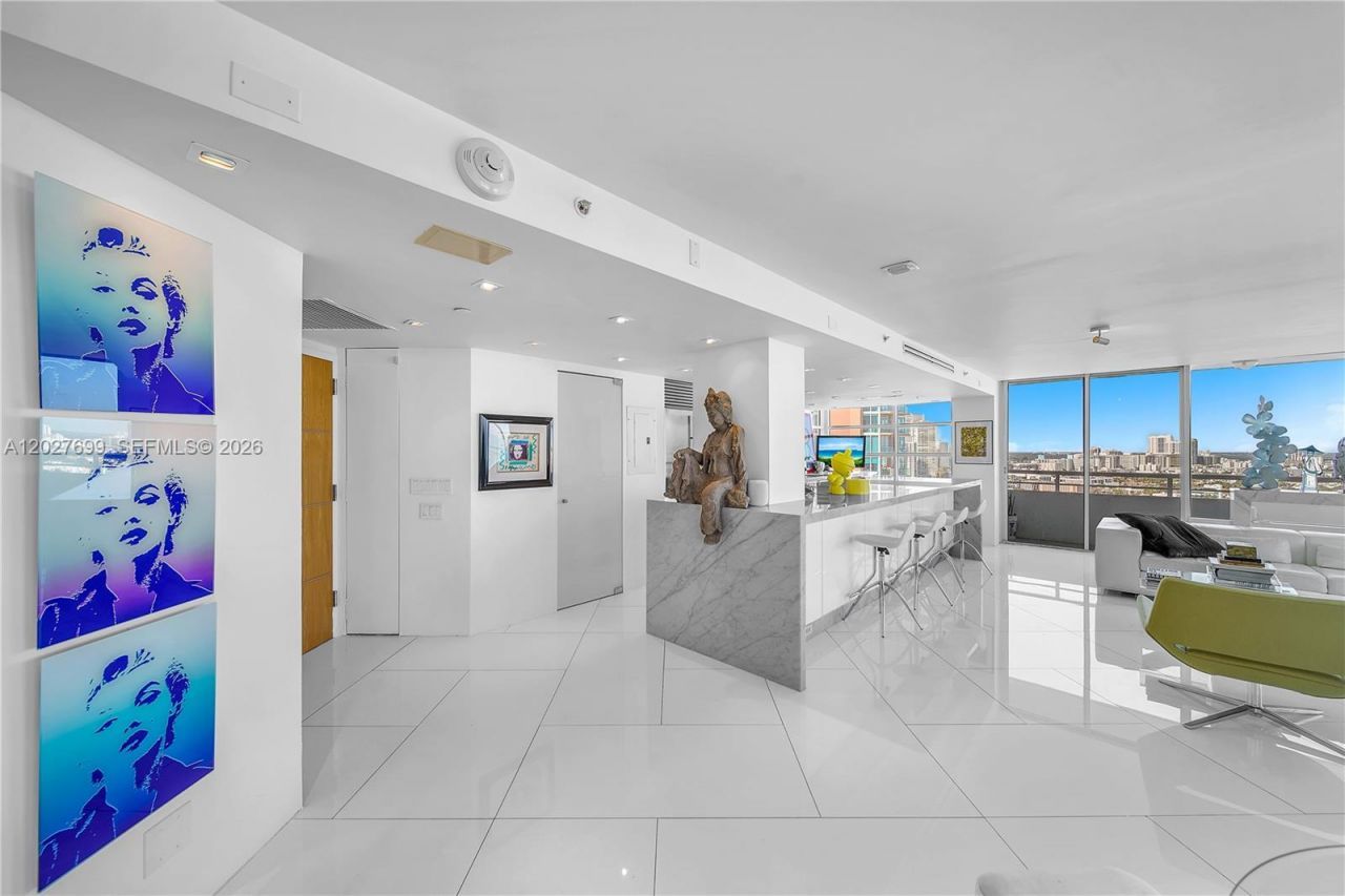 400 S Pointe Dr , Unit 2310, Miami Beach, FL 33139 Photo