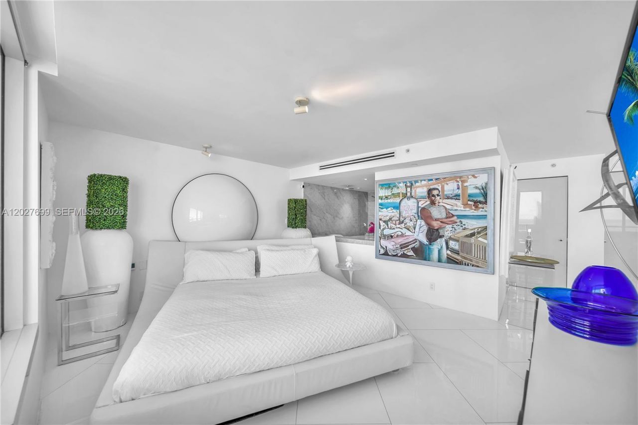 400 S Pointe Dr , Unit 2310, Miami Beach, FL 33139 Photo