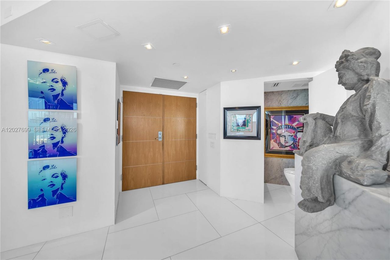400 S Pointe Dr , Unit 2310, Miami Beach, FL 33139 Photo