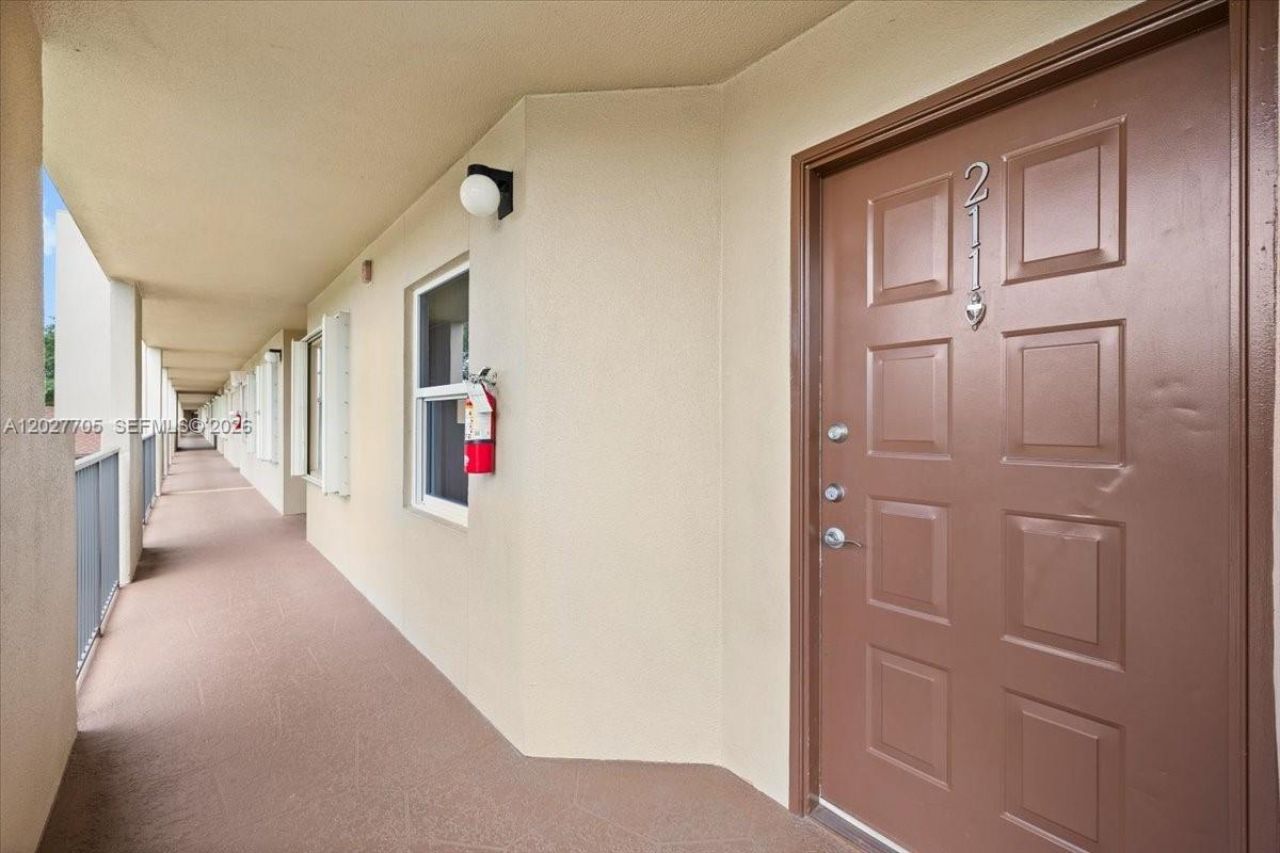 13255 SW 16th Ct , Unit 211K, Pembroke Pines, FL 33027 Photo