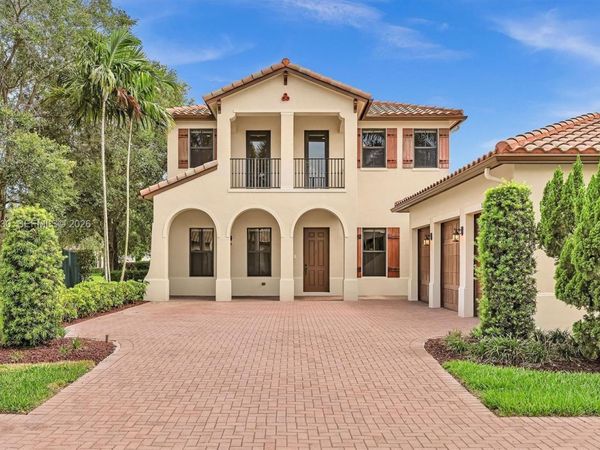 8420 NW 33rd St , Cooper City, FL 33024