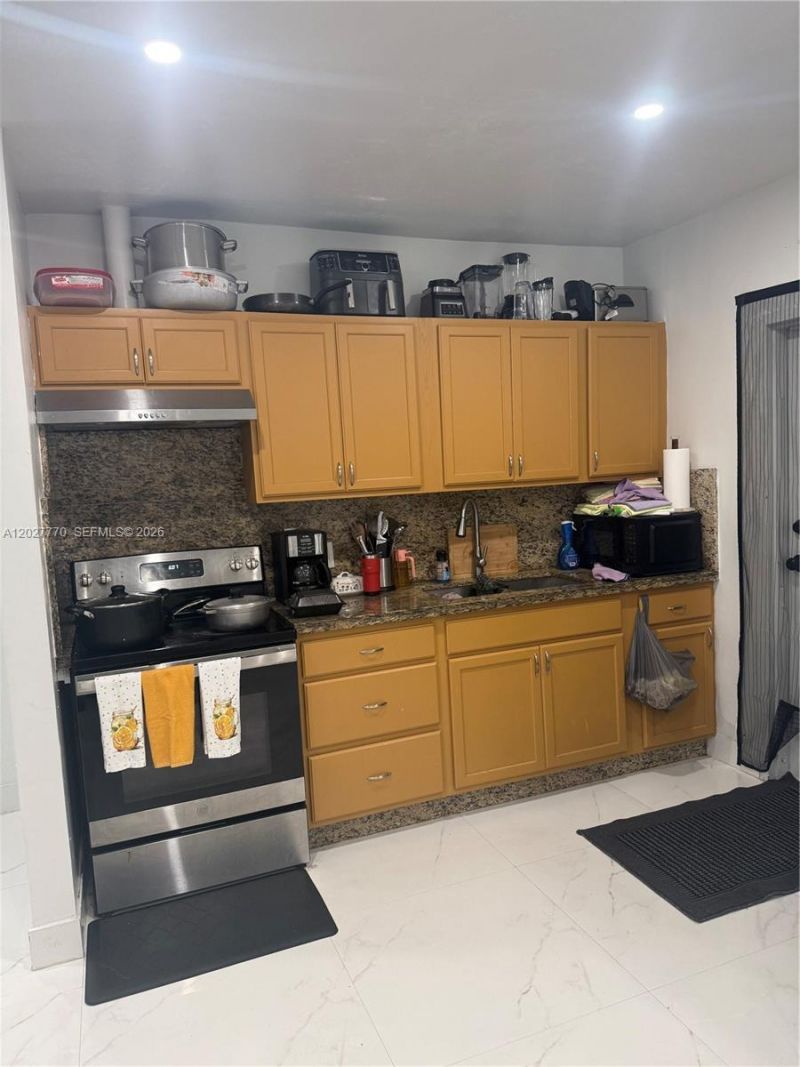 1750 NW 55th Ter , Miami, FL 33142 Photo