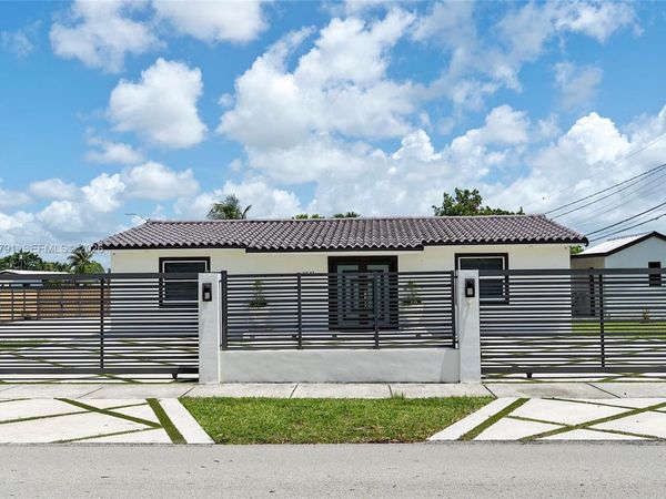 3541 SW 105 Ct , Miami, FL 33165