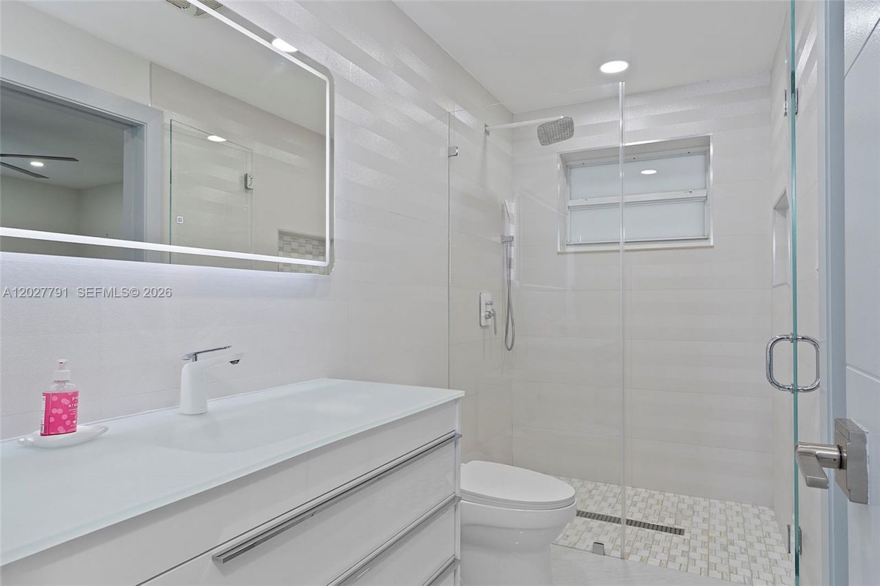 3541 SW 105 Ct , Miami, FL 33165 Photo