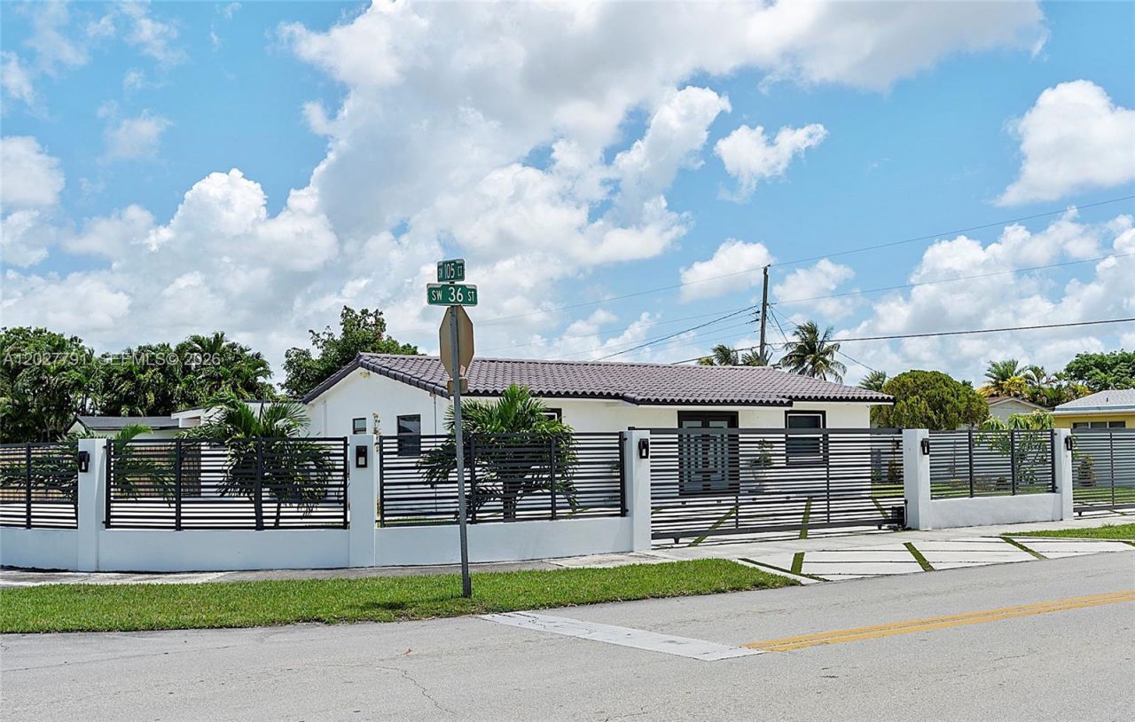 3541 SW 105 Ct , Miami, FL 33165 Photo