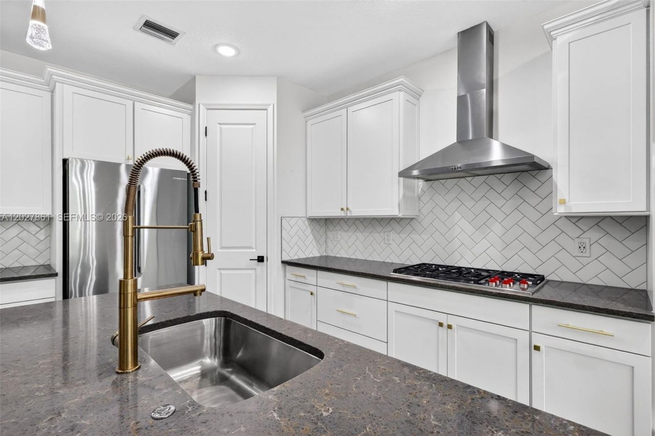 12360 SW Myrtle Oak Dr, Port Saint Lucie, FL 34987 Photo