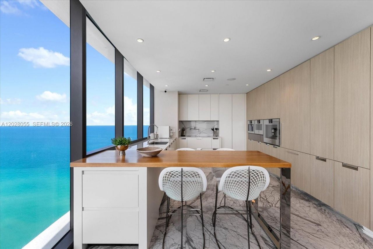 15701 Collins Ave , Unit 3101, Sunny Isles Beach, FL 33160 Photo