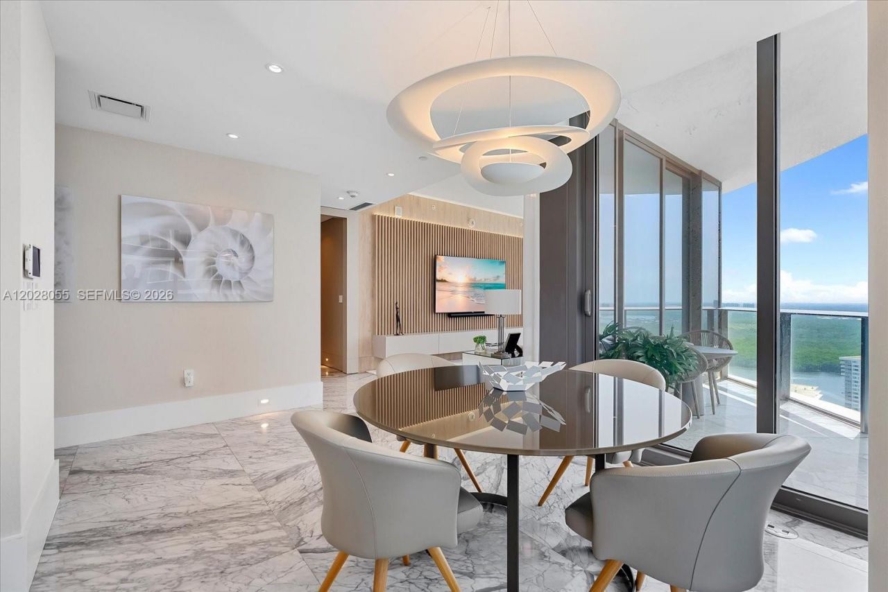 15701 Collins Ave , Unit 3101, Sunny Isles Beach, FL 33160 Photo