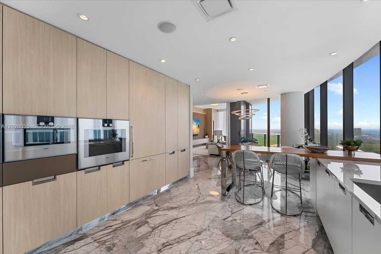 15701 Collins Ave , Unit 3101, Sunny Isles Beach, FL 33160 Photo