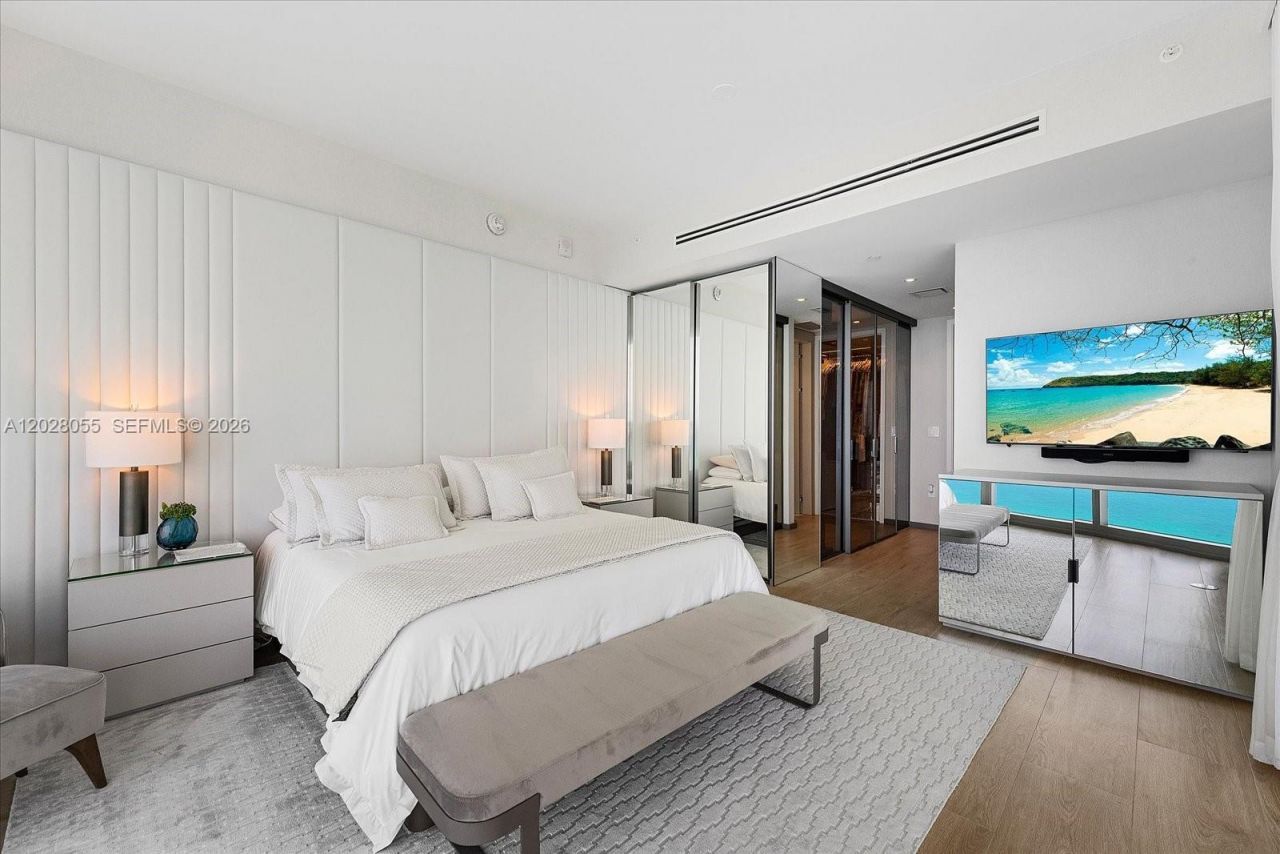 15701 Collins Ave , Unit 3101, Sunny Isles Beach, FL 33160 Photo