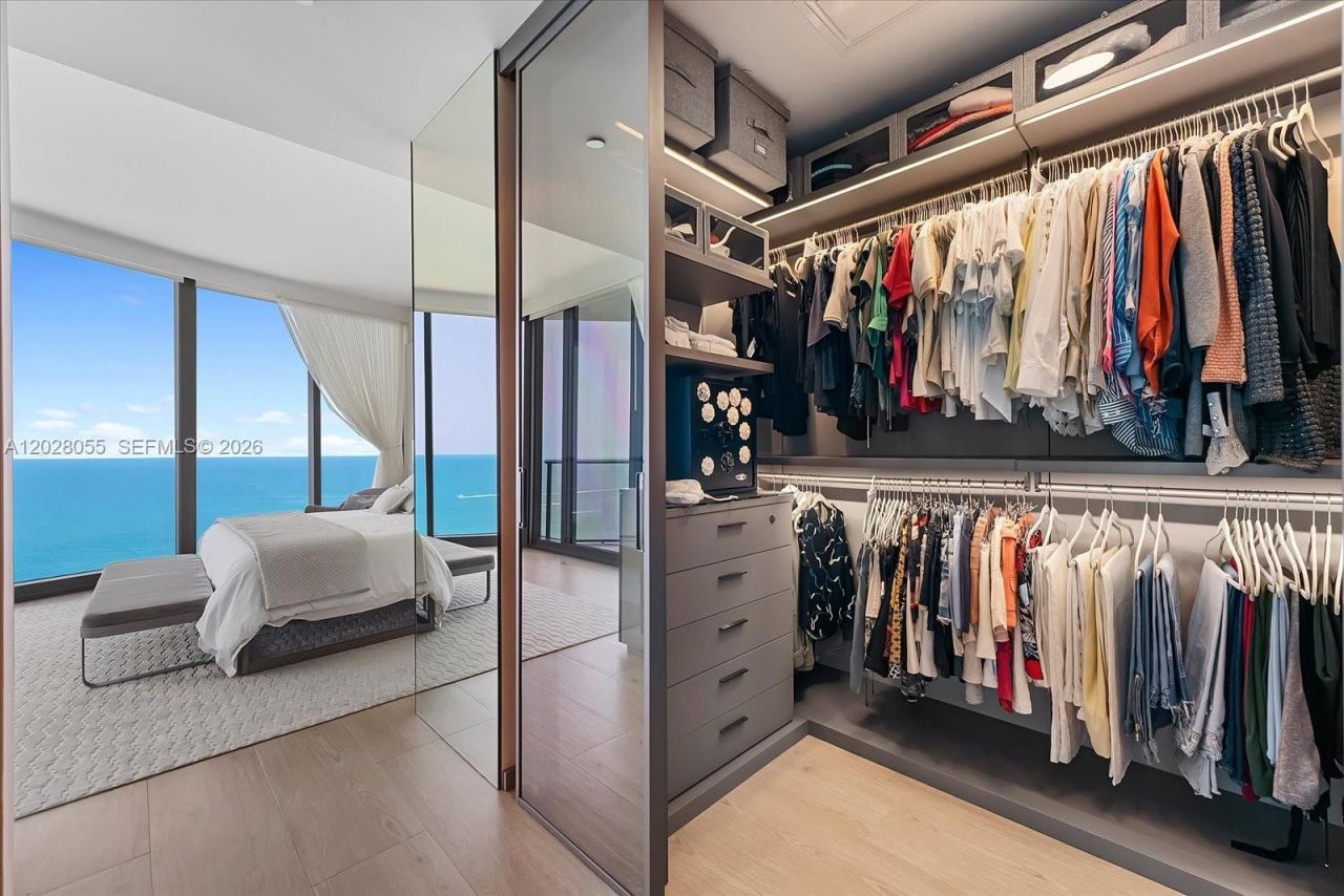 15701 Collins Ave , Unit 3101, Sunny Isles Beach, FL 33160 Photo