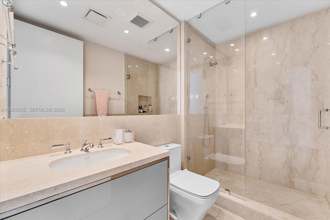 15701 Collins Ave , Unit 3101, Sunny Isles Beach, FL 33160 Photo