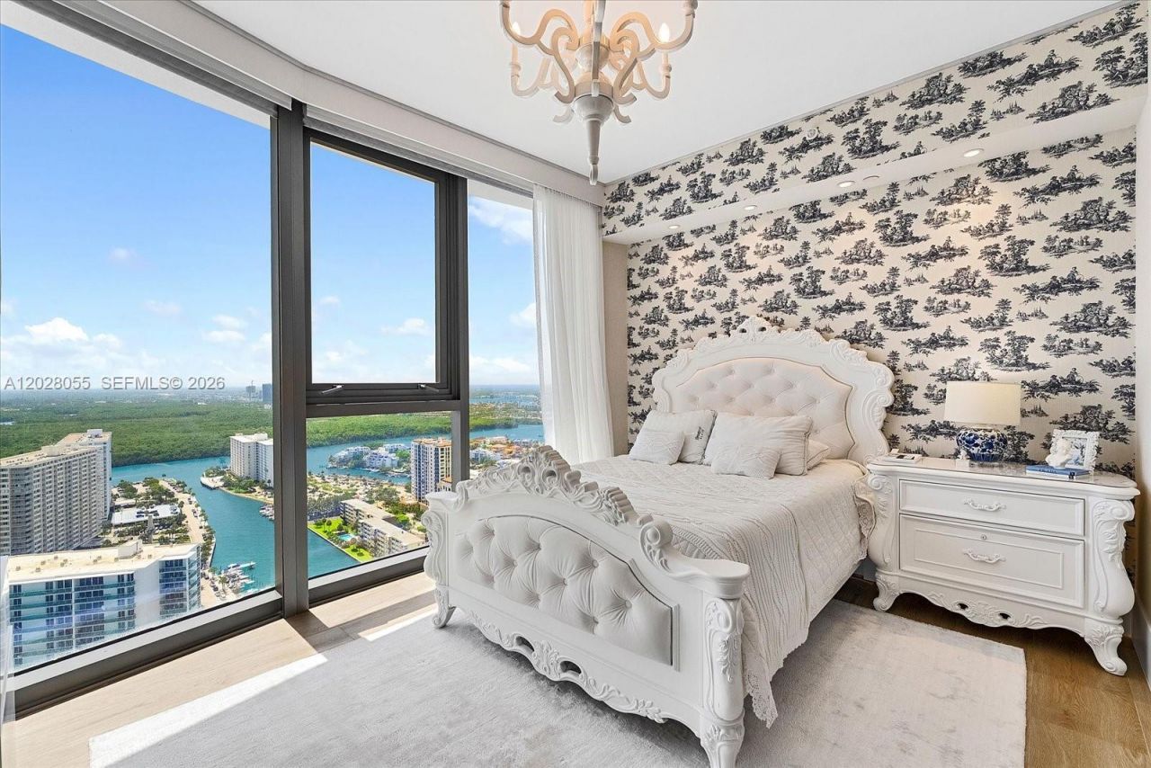 15701 Collins Ave , Unit 3101, Sunny Isles Beach, FL 33160 Photo