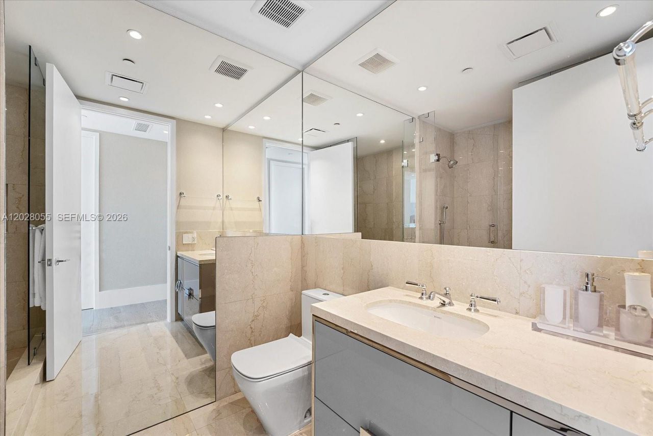 15701 Collins Ave , Unit 3101, Sunny Isles Beach, FL 33160 Photo