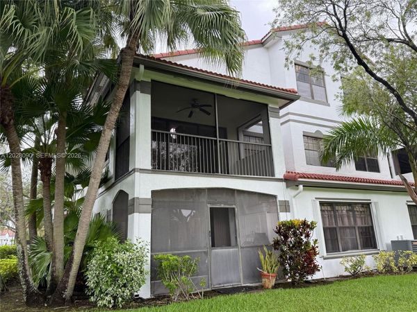 401 SW 158th Ter, Unit 206, Pembroke Pines, FL 33027