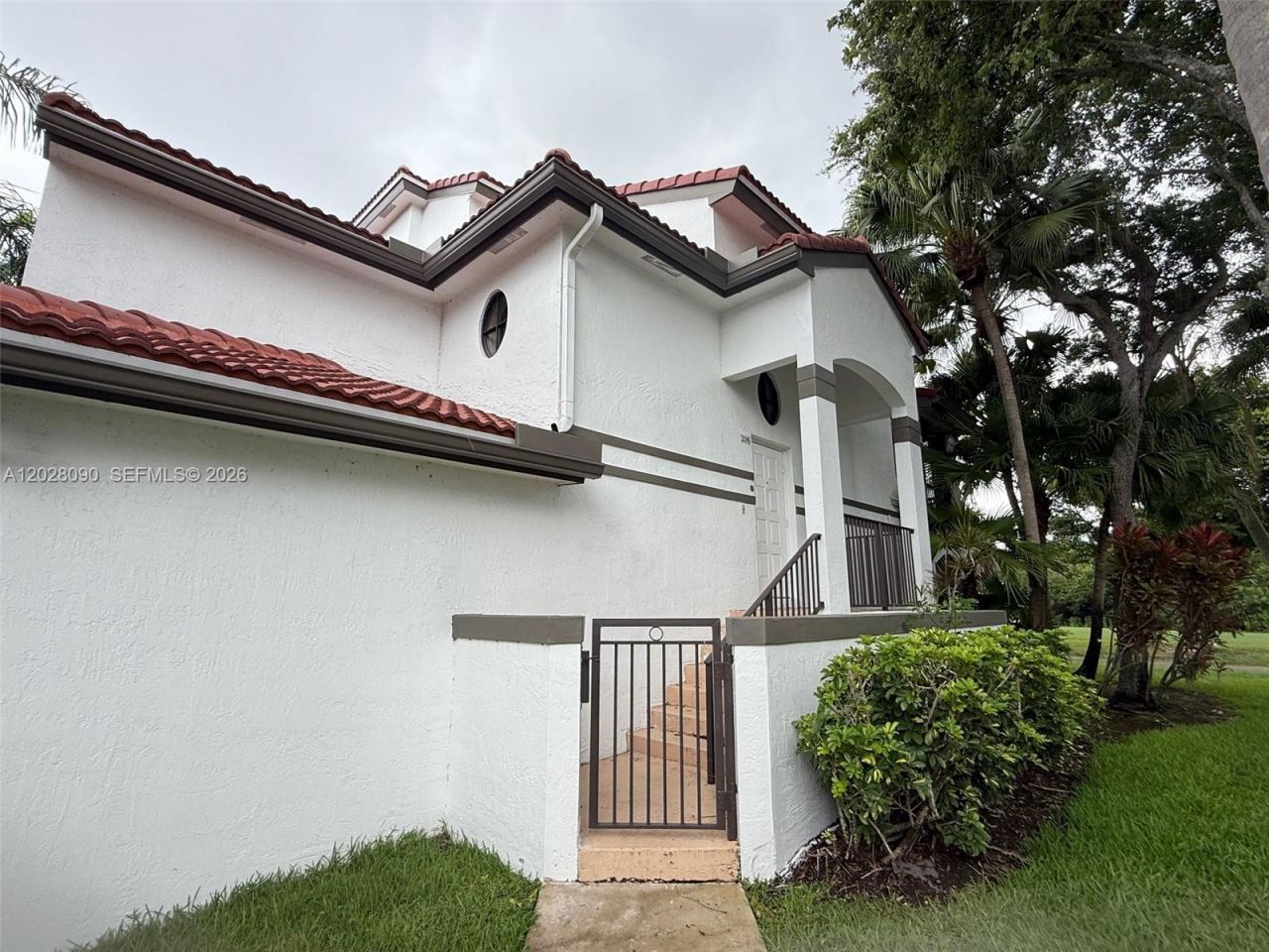 401 SW 158th Ter, Unit 206, Pembroke Pines, FL 33027 Photo
