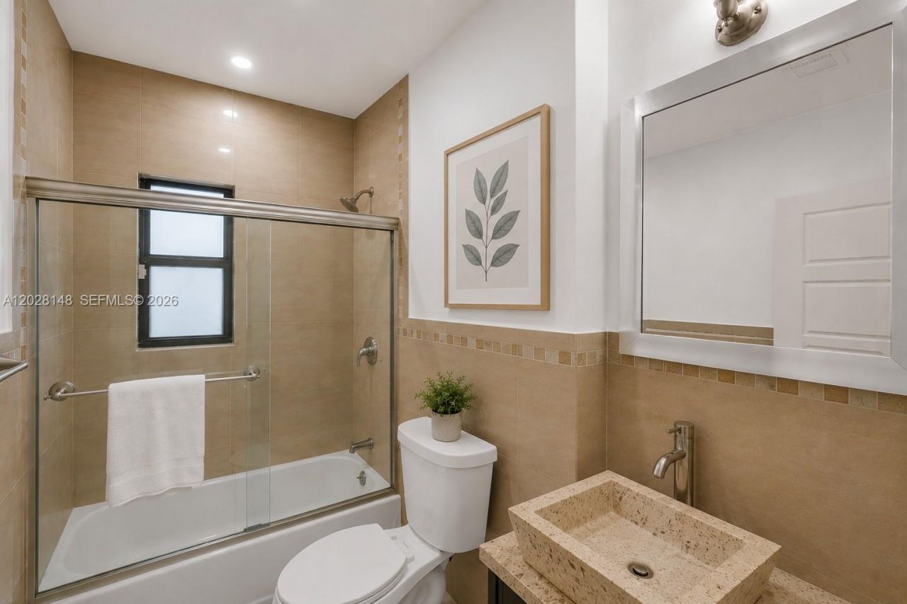 549 NE 12th Ave , Fort Lauderdale, FL 33301 Photo