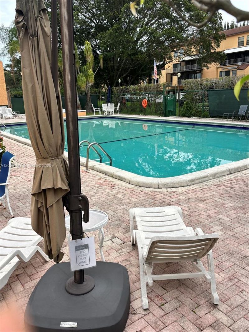 450 Commodore Dr, Unit 108, Plantation, FL 33325 Photo