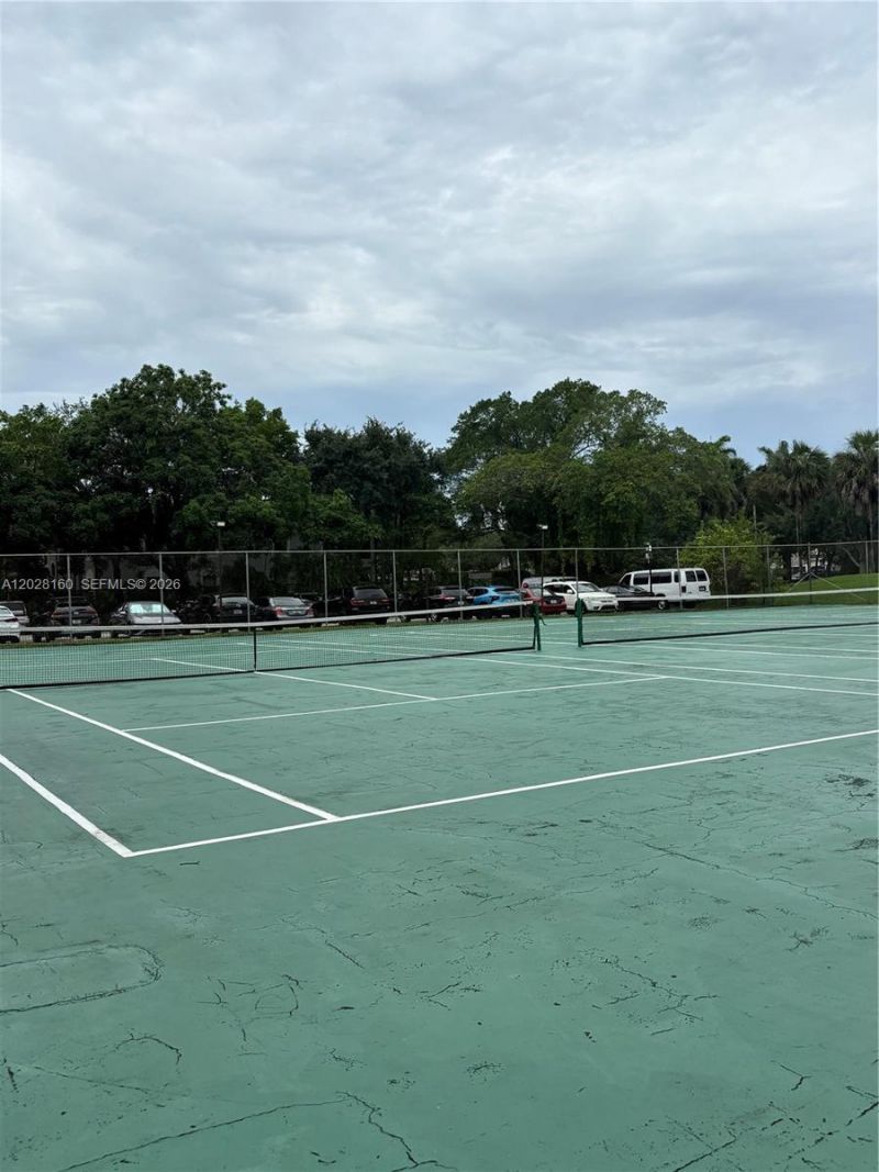 450 Commodore Dr, Unit 108, Plantation, FL 33325 Photo