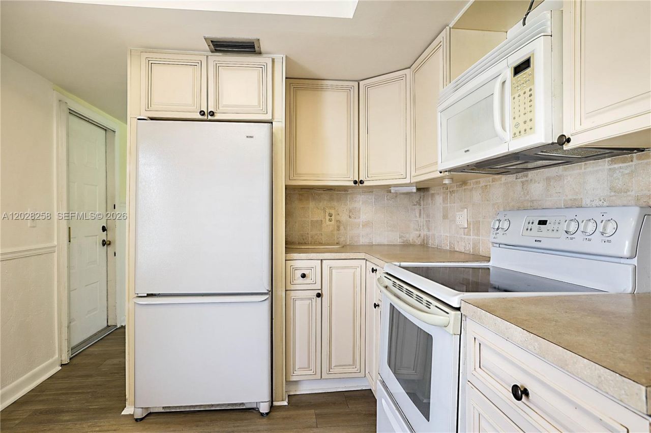 9229 SE Riverfront Ter, Unit K, Jupiter, FL 33469 Photo