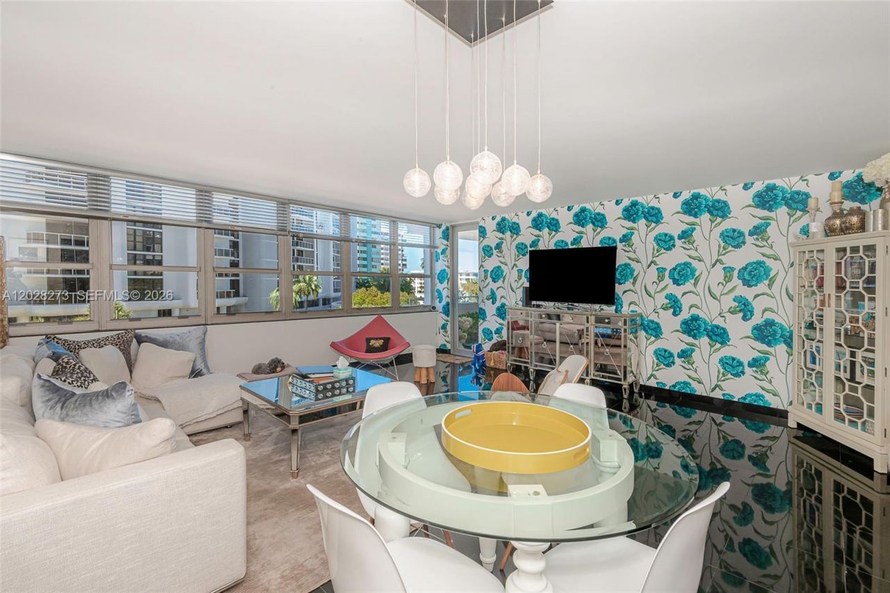 11 Island Ave, Unit 409, Miami Beach, FL 33139 Photo