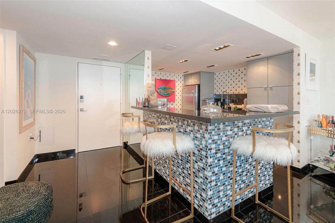 11 Island Ave , Unit 409, Miami Beach, FL 33139 Photo