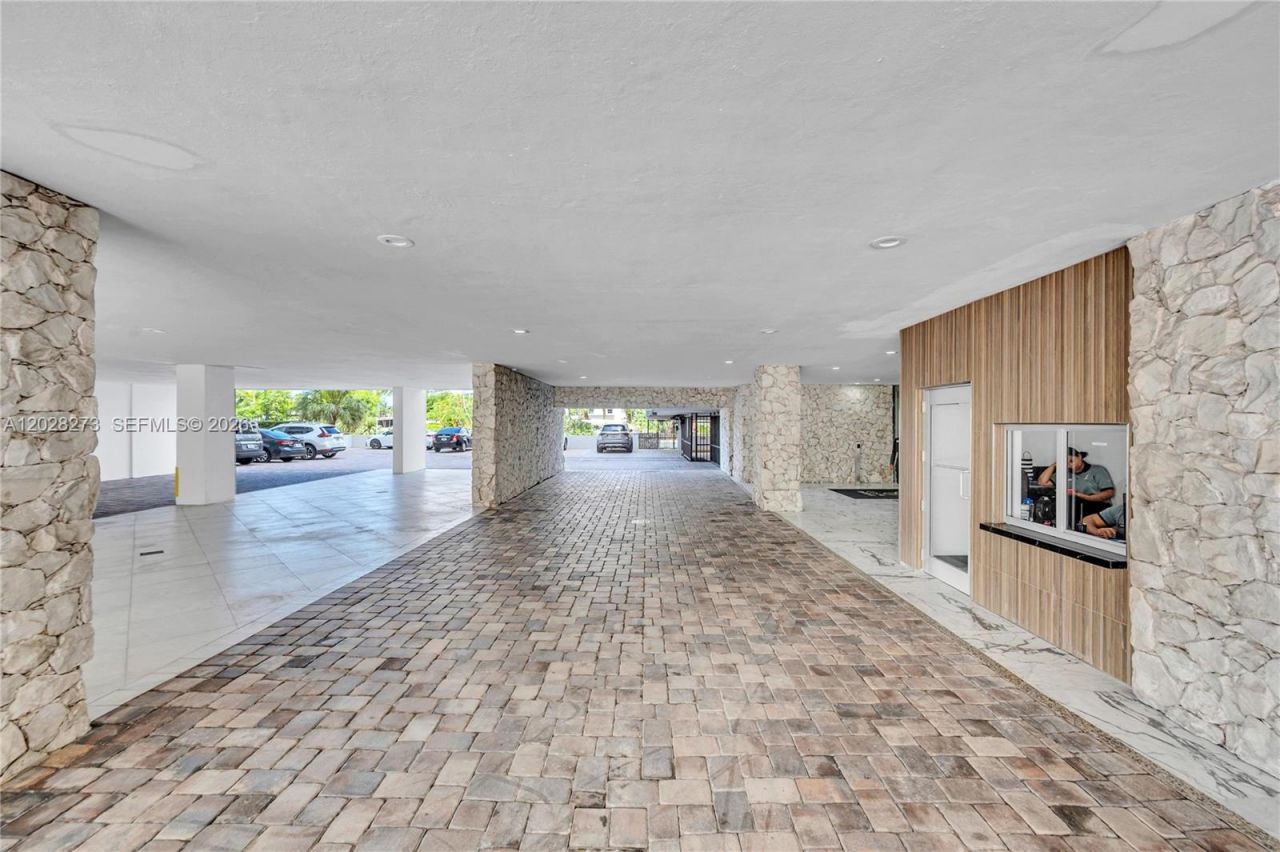 11 Island Ave, Unit 409, Miami Beach, FL 33139 Photo