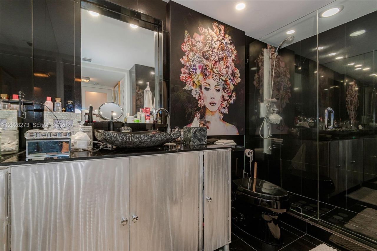 11 Island Ave, Unit 409, Miami Beach, FL 33139 Photo