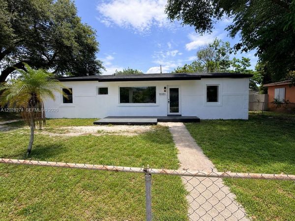 15551 NW 29 ter , Miami Gardens, FL 33054