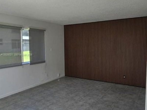 2120 Sherwood Forest Blvd, Unit 30, West Palm Beach, FL 33415